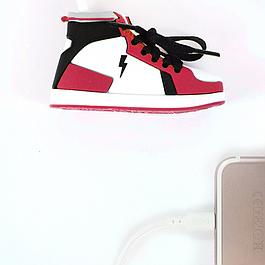 Batterie de secours de poche forme baskets