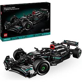 Réplique réaliste - Mercedes F1 - LEGO